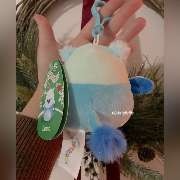 Squishmallow Clip Duane the Snow Griffin - Picture 2 of 2